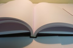 Изготовление книги отзывов для отеля.